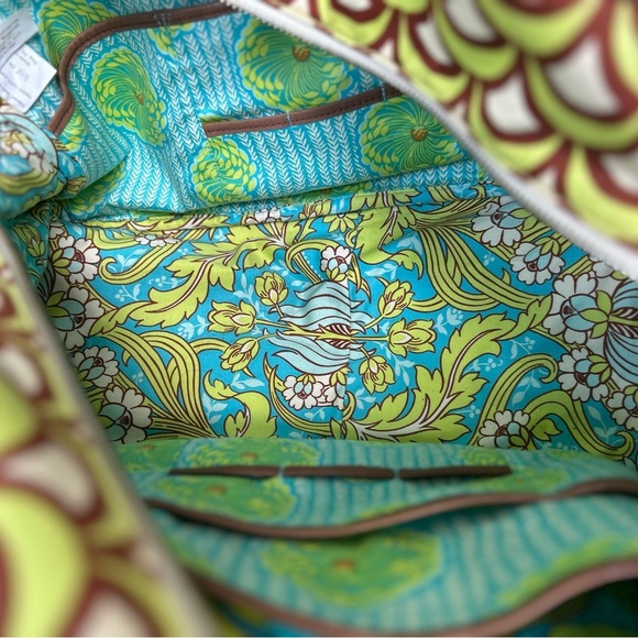 Chic Floral Travel Bag - Blue and Brown - Picture 9 of 15